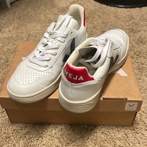 Veja v-10 Leather nautico